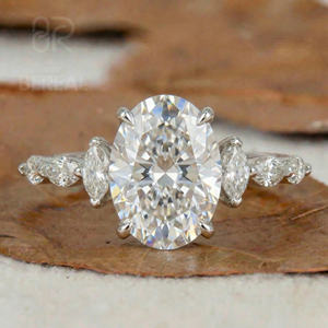 Anillo de Compromiso con Diamante Cultivado en Laboratorio con Certificación IGI Vvs CVD, Anillo Personalizado con Diamante Ovalado Hecho en Laboratorio, Anillos con Piedras Laterales de Plata 925, Joyería para Mujer - Product Image 1