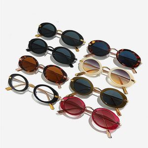 Lunettes de soleil ovales vintage 2025 personnalisées avec logo, pour hommes et femmes, style punk, protection UV400, monture métallique fine, effet œil de chat - Product Image 4