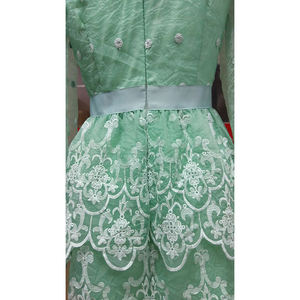 فساتين دانتيل مخصصة برقبة على شكل V للنساء بأكمام طويلة لحفلات الكوكتيل وإشبينة العروس وحفلات السهرة والمناسبات - Product Image 6