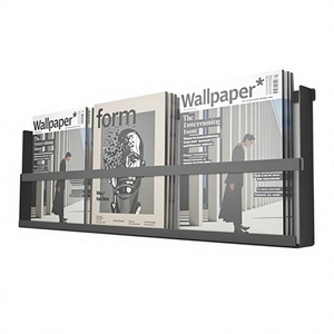 Support mural pour magazines de conception moderne fait à la main, porte-chaussons en métal noir, porte-revues en métal, pour la maison, le bureau ou le commerce - Product Image 1