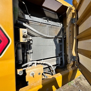 Excavadora Usada Caterpillar 320GC Limpia y Bien Mantenida, Eficiente en Consumo de Combustible y con Gran Rendimiento - Product Image 6