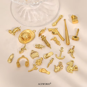 Iconos Diarios de Oro |   Mini Colgante de Acero Inoxidable Chapado en Oro PVD de 18K para la Creación de Joyería DIY |   Impermeable e Hipoalergénico - Product Image 3