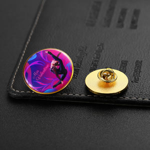 Fabricant de badges personnalisés professionnels 2D 3D ronds en résine époxy, petits pins souvenirs pour danseurs, pour chapeaux - Product Image 6