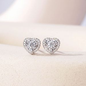 ต่างหูเพชรแท้ทรงหัวใจ Xinfly ทองคำแท้ 18k น้ำหนัก 0.31 กะรัต H VS - Product Image 2