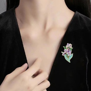 Épingles en émail en gros, tournesols et <span class=keywords><strong>iris</strong></span>, bouquet personnalisé, épingles pour sac, vêtements, revers, badge, bijoux végétaux, cadeau pour amoureuse, petite amie - Product Image 2