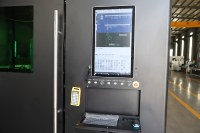 BEKE Nouvelle puissante machine de découpe laser à fibre entièrement fermée 4020-6KW, refroidissement par eau, commande CNC Cypcut, prise en charge des formats AI/PLT/DXF pour le métal