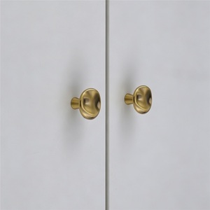 Traditional Round Zinc Alloy <b>Cabinet</b> Handle with Golden Finish for Wardrobe Drawer Door Surface - Product Image 3