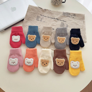 Gants d'hiver chauds en fibre acrylique pour enfants, motif dessin animé, anti-froid, mignons, en forme de petit ours, vente en gros d'usine/OEM - Product Image 1