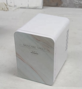 Mini réfrigérateur électrique portable 4L en verre marbré Organisateur de beauté pour le maquillage Rangement de masques faciaux <span class=keywords><strong>Minifridge</strong></span> en verre massif - Product Image 3