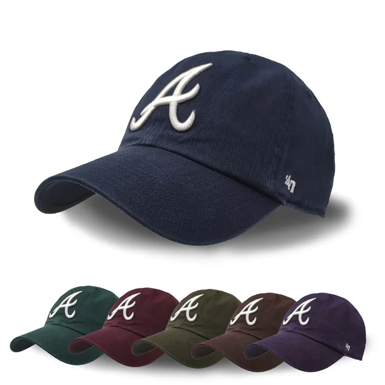 Yüksek kalite moda özel mektup nakış logosu Debossed 6 Panel kap siyah erkekler beyzbol şapkası Logo ile ayarlanabilir baba şapka