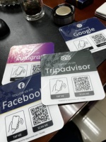 Plaque/Support d'affichage social Facebook personnalisé avec code QR dynamique/logo, en acrylique PVC, plaque de menu NFC, plaque de commentaires Google NFC Google