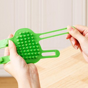Peine de Masaje para Gatos de Silicona, Elimina el Pelo Suelto, Cepillo de Masaje para Mascotas, Peine Autolimpiable - Product Image 4