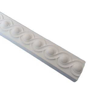 Corniche en PU classique traditionnelle et économique <span class=keywords><strong>pour</strong></span> décoration d'angle intérieur Moulures couronnées en polyuréthane Garniture de plinthes en <span class=keywords><strong>bois</strong></span> et gypse - Product Image 1
