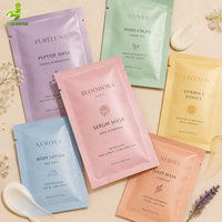 Sachets cosmétiques personnalisés imprimés avec finition mate pour échantillons de lotion et crème pour le visage, avec encoche de déchirement facile