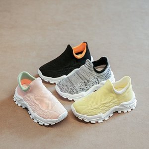 Slip on per bambini scarpe da passeggio scarpe da passeggio leggere e traspiranti antiscivolo in rete Casual per bambini scarpe da Tennis da corsa - Product Image 2