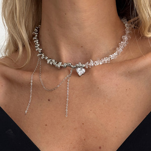 Collar de cobre estilo frío único con borlas cruzadas y colgante de perla, broche de amor dulce para mujer - Product Image 6