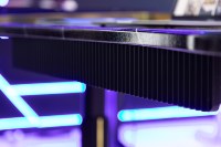 Bureau debout intelligent de luxe avec gestion intégrée des câbles – Bureau debout électrique à hauteur réglable