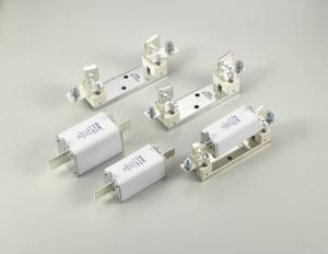Fusibles CC haute performance série CHIFENG <span class=keywords><strong>CFPV</strong></span> certifiés IEC basse tension haute capacité de rupture conception carrée 100A 160A 200A 250A - Product Image 6
