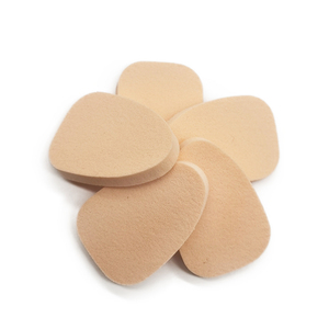 ฟองน้ำแต่งหน้ารูปสามเหลี่ยมขนาดเล็ก สำหรับลงรองพื้นแบบผงและแบบน้ำ - Product Image 6