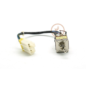 Accesorios para Excavadora 20Y-06-61210, Interruptor de Emergencia para PC200-6/PC360-7/PC200-8/PC220-7 - Product Image 2