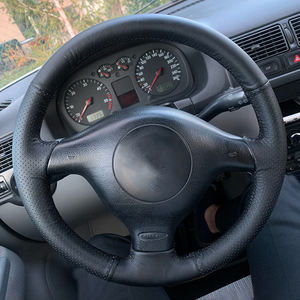 Cubierta de <span class=keywords><strong>volante</strong></span> de coche de cuero de microfibra deportiva para modelos Volkswagen VW Golf 4 Passat B5 <span class=keywords><strong>Seat</strong></span> <span class=keywords><strong>Leon</strong></span> Polo 1999-2004 1996-2003 - Product Image 2