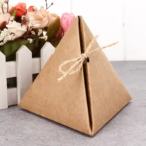 Caixa de chá personalizada reciclável, inovadora e simples, caixa de chá portátil triangular dobrável em papel kraft com fita