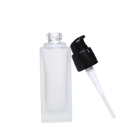 Bouteille vide carrée de luxe pompe noire soins de la peau fond de teint en verre dépoli BB crème conteneurs 30ml 50ml emballage cosmétique
