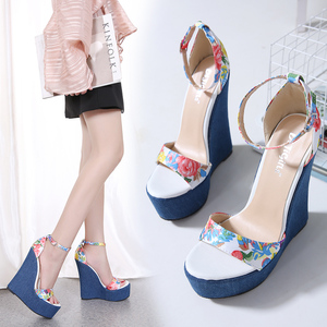 Nouvelles Sandales Compensées Printemps 2025 Chine, Mode Rétro Broderie, Respirantes, Antidérapantes, à Talon Haut avec Semelle Intérieure en EVA - Product Image 6
