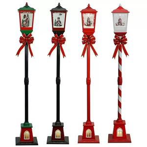 YUNLY Lampione Natalizio in Metallo con Pupazzo di Neve e Babbo Natale, Illuminazione a LED e Musica, Modello YUN-B-33 CN SIC - Product Image 1