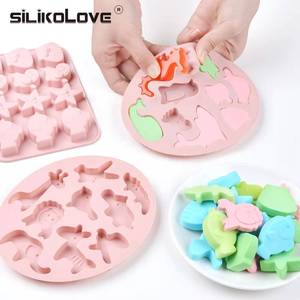 MUYULINS factory multi-cavity cartoon animal-shaped candy LFGB platinum non-stick BPA-free <b>silicone</b> gummy mold - Product Image 1