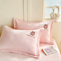 Parure de lit haut de gamme avec broderie de dessins animés mignons, linge de lit douillet et chaud, housse de couette moelleuse, textile de lit pour enfants, vente en gros