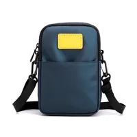 NOUVEAU Mini sac bandoulière, petit sac à l'épaule, porte-passeport de voyage, pochette messager unisexe avec prise casque