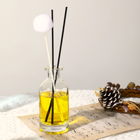 Prix d'usine 90ml 150ml Bouteille diffuseur personnalisée en verre Bouteille diffuseur à roseaux pour la maison avec joint en liège Bouteille en verre pour aromathérapie et parfum