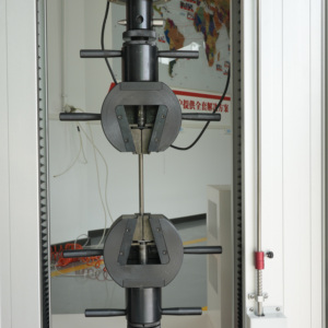 מכונת בדיקת חוזק מתיחה במחיר הטוב ביותר במפעל/מכונת בדיקת מתיחה אוניברסלית לציוד לבדיקת מתיחה פלדה 100kn - Product Image 4