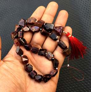 27 pièces de pierres précieuses rubis naturel à facettes, pépites en forme de perles, pierre d'anniversaire de juillet, fabrication de bijoux de qualité supérieure, vente en gros - Product Image 4