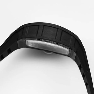 Reloj Tonneau de Alta Gama para Hombre, Correa de Fibra de Carbono y Caucho, Cristal de Zafiro, Reserva de Energía Mecánica, Correa de 24 mm, Estilo Urbano y Moderno - Product Image 4