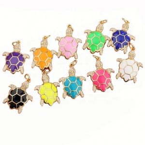 Bijoux Personnalisés en Promotion : Charmes Tortue en Acier Inoxydable Plaqué Or, Émail Coloré, Breloques DIY, Vente en Gros - Product Image 1