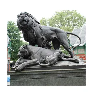 Decoración de jardín grande de bronce, escultura animal, tallado pulido latón León estatua