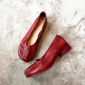 2026 Scarpe Basse da <span class=keywords><strong>Donna</strong></span> di Tendenza, <span class=keywords><strong>Ballerine</strong></span> Casual con Punta Divisa in Pelle Rossa di Cavallo, Collezione Primavera - Product Image 1