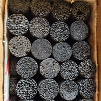 Pierre de lave d'aromathérapie SPA en basalte polie de roche volcanique avec plusieurs pores