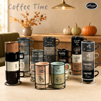 Collections de tasses à motifs bleus et blancs SWT, présentoirs saisonniers, cuisines chaleureuses et moments de café quotidiens