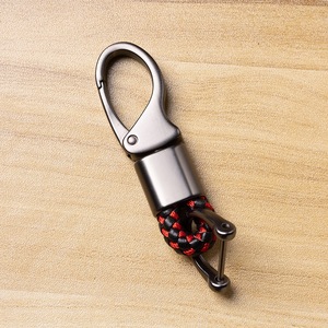 Porte-clés de voiture en cuir tressé avec logo personnalisé en métal en gros - Product Image 4