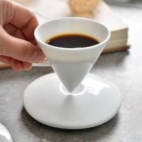 Nouvel Arrivage Tendance : Tasse à Espresso Classique Créative en Céramique 60ML, Peinte à la Main, Forme Entonnoir, avec Plateau en Poterie, Compatible Micro-ondes, Vente en Gros