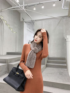 Bán chạy nhất tùy chỉnh mùa đông của phụ nữ lông Khăn Choàng Khăn Choàng đẹp Rex thỏ <span class=keywords><strong>pompon</strong></span> khăn với người đàn ông thực sự của kéo dài lông lựa chọn hàng đầu - Product Image 4