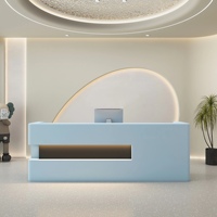 Bureau d'accueil professionnel de haute qualité pour les centres de formation, les bureaux et les espaces commerciaux, ergonomique et réglable en hauteur