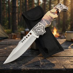 Cuchillo de Caza de Acero Inoxidable con Punta Caída, Mango de Resina y Funda Negra para Uso en Exteriores - Product Image 1