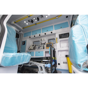 Véhicule de soins intensifs I Veco avec équipement médical avancé à vendre, ambulance équipée d'un moniteur - Product Image 6