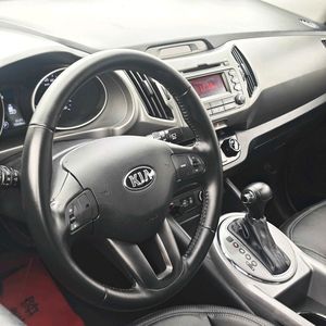 <span class=keywords><strong>Kia</strong></span> <span class=keywords><strong>Sportage</strong></span> 2.0L del 2016 Usata, SUV Medio con Guida a Sinistra, Cambio Automatico, 5 Posti, Pneumatici R16, Tetto Apribile - Offerta Imperdibile - Product Image 2