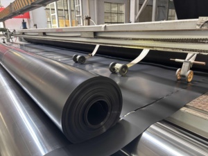 Doublure robuste et résistante, élégante/estampée, noire, imperméable, pour la gestion des déchets de décharge et la rétention d'eau des étangs à poissons - Product Image 6