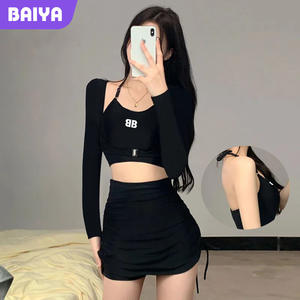 Conjunto de Top de Baño Negro con Cordones y Falda para Mujer, UPF50+, Ideal para Aguas Termales y Vacaciones - Product Image 4